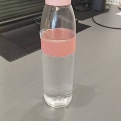 Botella para beber Roze, segundo informou Qbuzz GD Groningen HS usando iLost