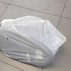 Borsa - Plastiektas, come riportato da Regio Oost-Vlaanderen utilizzando iLost