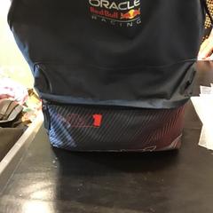 배낭, iLost를 사용하여 U-OV Utrecht에 보고됨