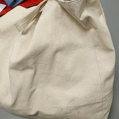 Taška - wit, jak nahlášeno Centraal magazijn pomocí iLost