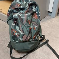 Rugzak، كما تم الإبلاغ عنه بواسطة Regio Oost-Vlaanderen عبر iLost