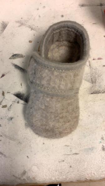 Shoe