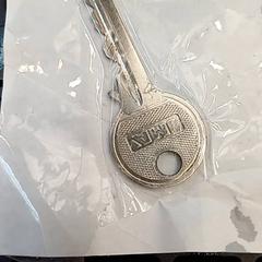 Chave Argenté, como reportado por IKEA Lille utilizando o iLost