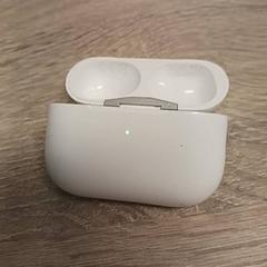 Earbud holder, as reported by EBS Spijkenisse using iLost