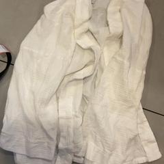 Shirt Blanche, as reported by MEININGER Hotel Marseille Centre la Joliette using iLost