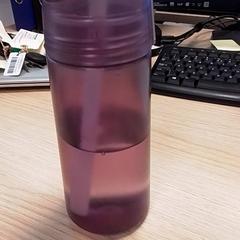 Botella para beber Paars, segundo informou Qbuzz Fryslân usando iLost