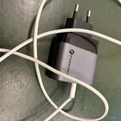 Adaptateur, a été signalé par Universiteitsbibliotheek Universiteitskwartier utilisant iLost