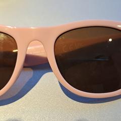 Zonnebril, zoals gemeld door Madurodam met iLost