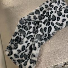 Sjal, som rapportert av IKEA Haarlem ved bruk av iLost