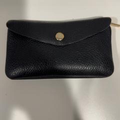 札入れ Nicoline がiLostで Pouw Vervoer によって報告されました