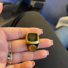 Zwartgouden Zikr ring, ha sido reportado a iLost