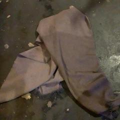 İLost kullanarak Café Leentje tarafından bildirildiği gibi Şal Bruin