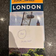 الكتب Oranje kaft London Rick stemes، كما تم الإبلاغ عنه بواسطة Van der Valk Spier-Dwingeloo عبر iLost