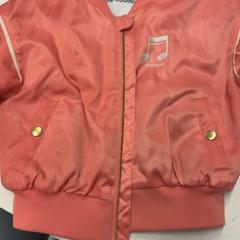 Jacket, as reported by Het Amsterdamse Winterparadijs using iLost