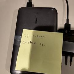 Hordozható töltő, amint azt Bibliotheek Neude (Utrecht) az iLost segítségével jelentette.