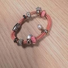Armband, gemeldet von Qbuzz Fryslân über iLost