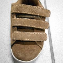 Schoen kinderschoen, a été signalé par Centraal magazijn utilisant iLost