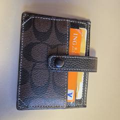 Portemonnee, como reportado ao iLost