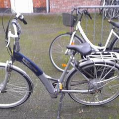 Bicicletta, come riportato da Fietsdepot Leopoldsburg utilizzando iLost