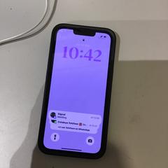 Telefon Apple, jak nahlášeno U-OV Utrecht pomocí iLost
