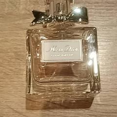 Perfum, segons ha informat Van der Valk Hotel Apeldoorn - De Cantharel mitjançant iLost