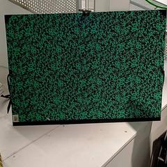 Chemise carton à dessins Vert، كما تم الإبلاغ عنه بواسطة IKEA Toulouse عبر iLost