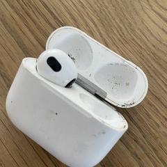 AirPods - 1 oortje dat wel, som rapporterats till iLost