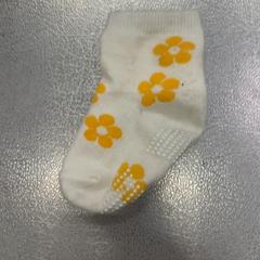 子供靴下, amint azt IKEA Tokyo-Bay az iLost segítségével jelentette.