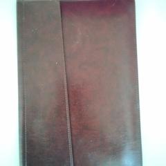 Clutch poltsa, gisa salatu by Agence Mobilités iLost erabiliz