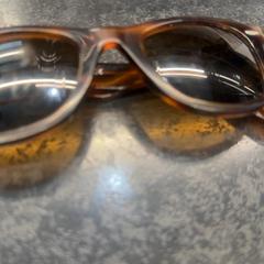 Zonnebril, zoals gemeld door Rotterdam The Hague Airport met iLost