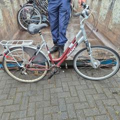 여성용 자전거, iLost를 사용하여 Gemeente Roermond에 보고됨