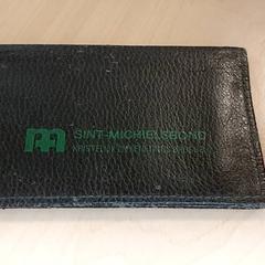 Porte-cartes De Booser, a été signalé par Centraal magazijn utilisant iLost