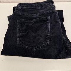 Kalhoty, jak nahlášeno Transdev Gooi en Vechtstreek pomocí iLost