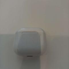 Pouzdro na airpods, jak nahlášeno Arriva Limburg Zuid pomocí iLost