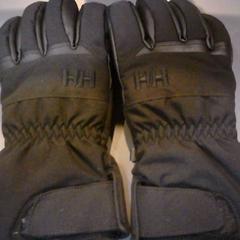 Handschuhe, gemeldet von SnowWorld Landgraaf über iLost