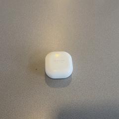 Funda para auriculares, segundo informou Breng Arnhem usando iLost