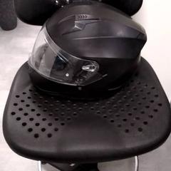 Přilba, jak nahlášeno Arriva Infoshop Enschede pomocí iLost