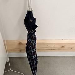 Paraplu, zoals gemeld door IKEA Brest Guipavas met iLost