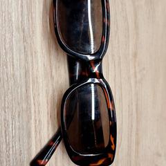 Slnečné okuliare de so, ako bolo nahlásené IKEA Montpellier pomocou iLost