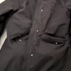 Winterjas, a été signalé par IKEA Amsterdam utilisant iLost