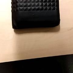 Kartenhalter, gemeldet von RET über iLost