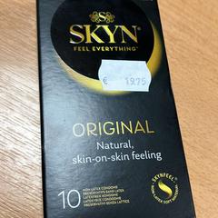 Condoms, ha sido reportado por Sheraton Brussels Airport Hotel con iLost