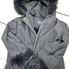 Barnjacka Zwart, rapporterat av IKEA Delft med iLost