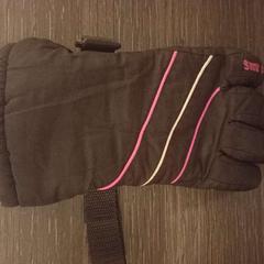 Handschuhe Rechter handschoen, gemeldet von Arriva Limburg Zuid über iLost