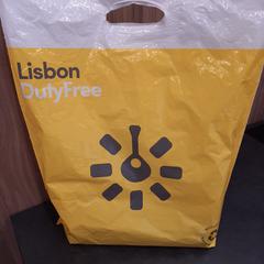 Tax free tas met inhoud, as reported by Rotterdam The Hague Airport using iLost