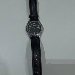 腕時計 Regal vrouwenhorloge がiLostで Van der Valk Hotel Schiphol によって報告されました