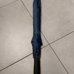Regenschirm Blauw, gemeldet von Centraal magazijn über iLost