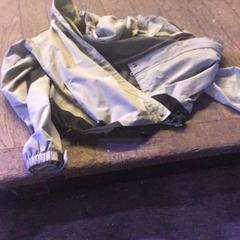 Jacke Grijs groen, gemeldet von De Heeren van Aemstel über iLost