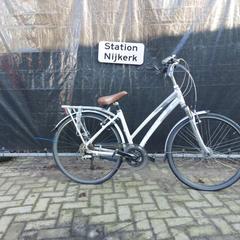 Cykel Giant wit, rapporterat av Gemeente Nijkerk med iLost