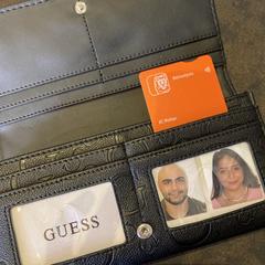Portemonnee Guess, come riportato a iLost